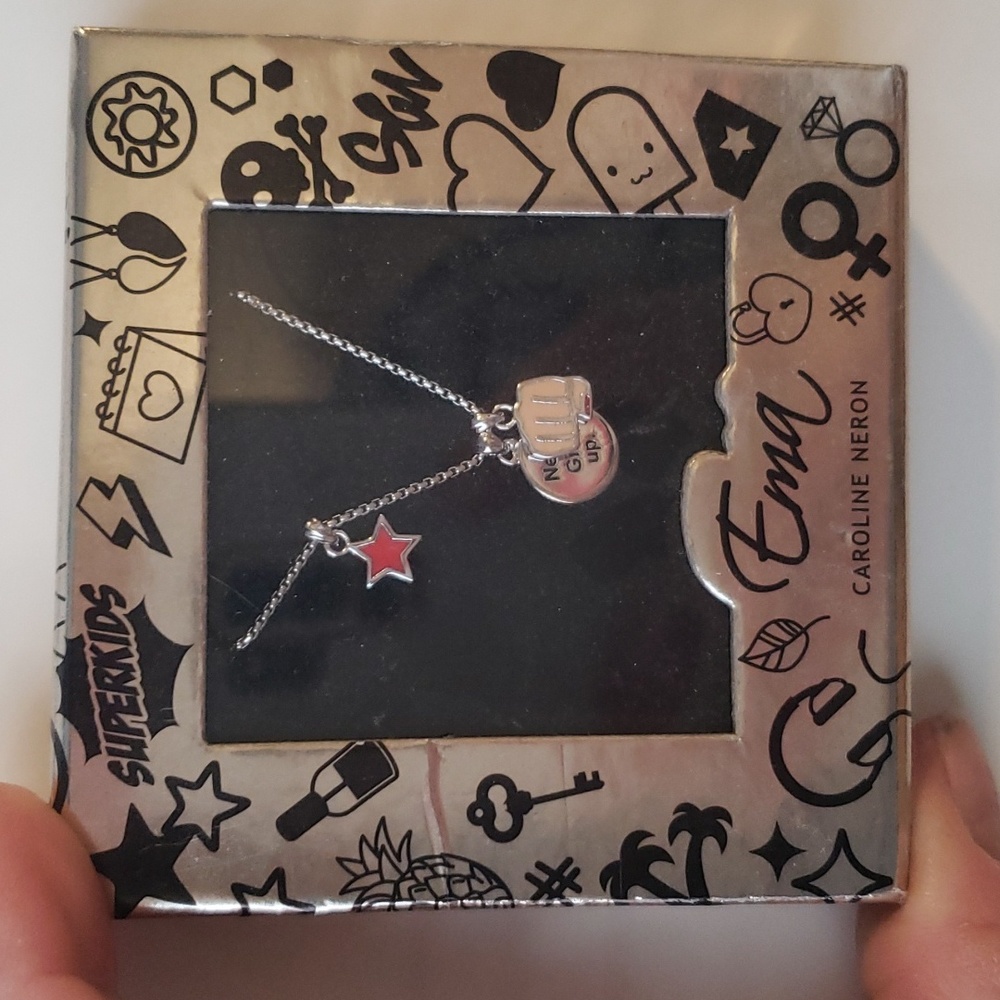 Caroline Neron charm Necklace